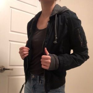 Free shipping: Bomber Wool Jacket Ideal for Fall